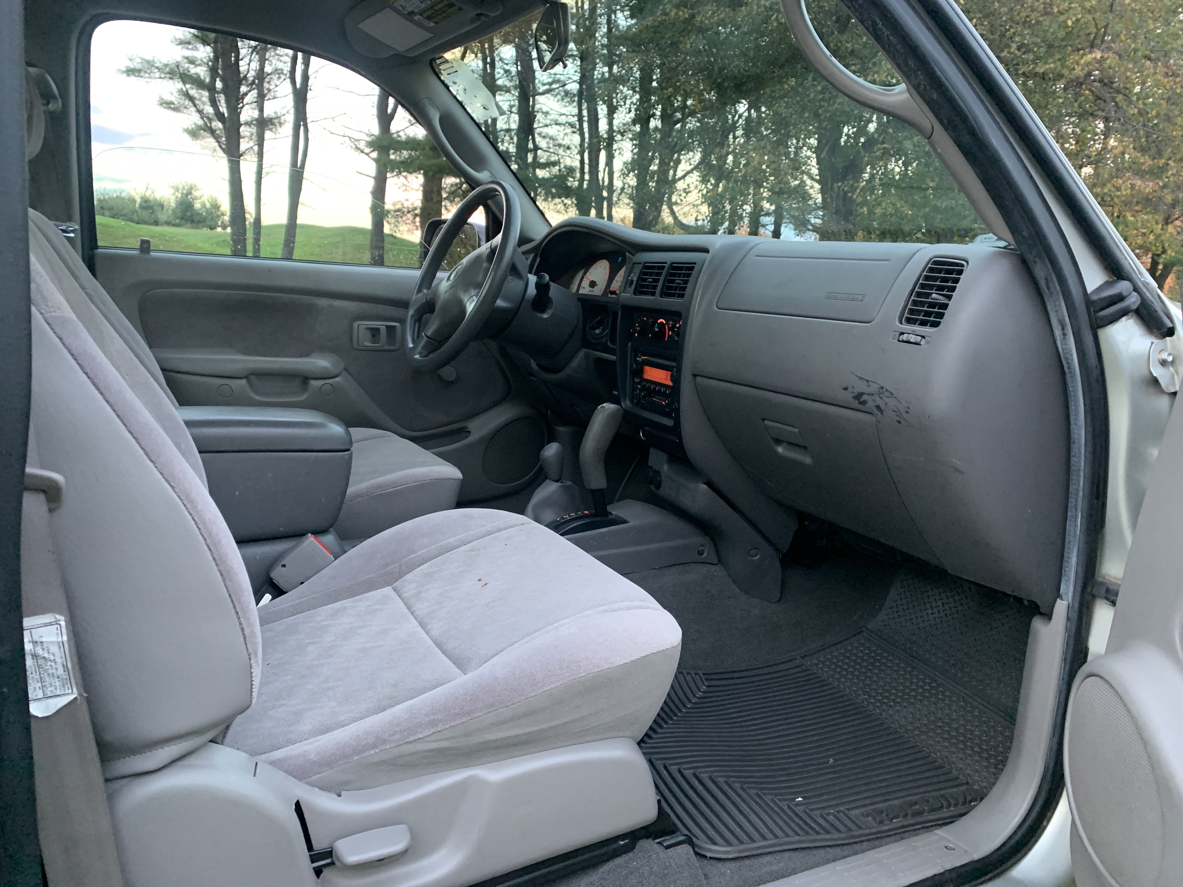 2004 Toyota Tacoma SR5 4x4 Pickup — photo 33